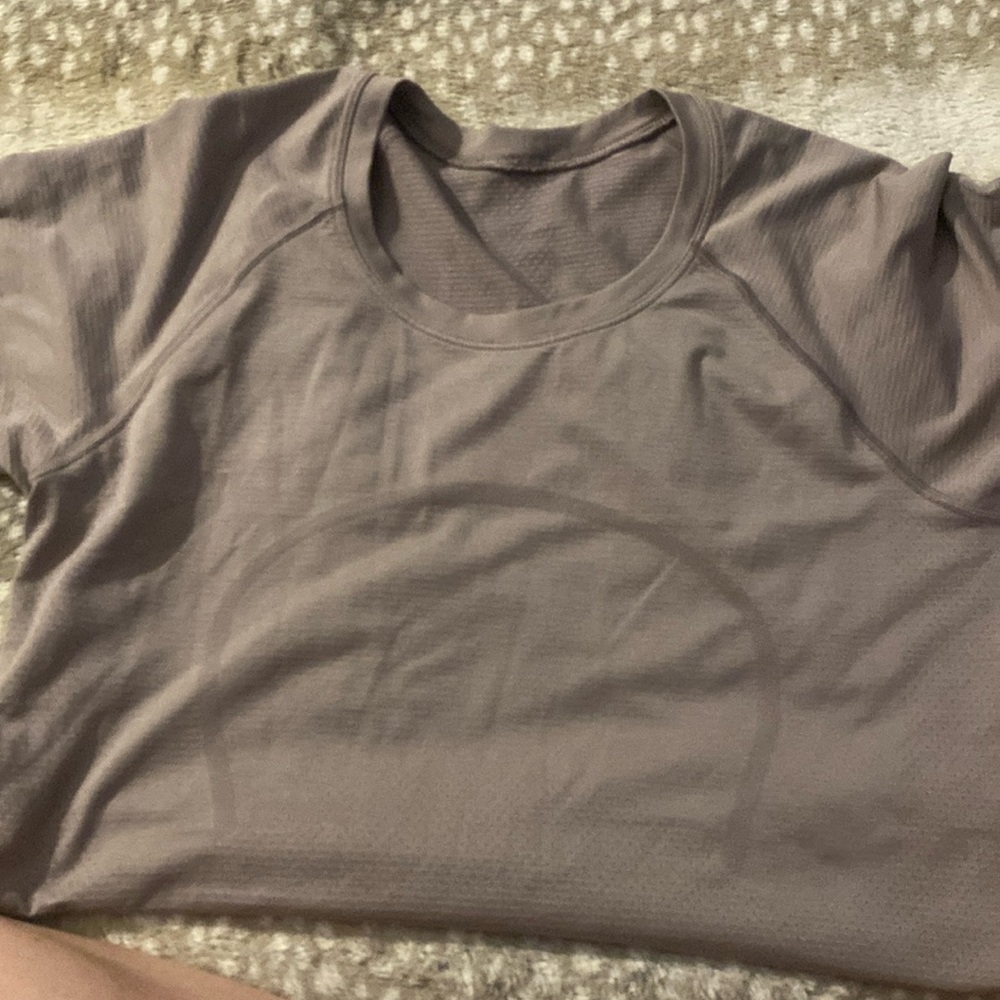 Lululemon swiftly tech short sleeve 2.0